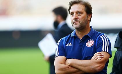 Νικολακόπουλος: «Κοιτάζει και τις λίστες Λίβερπουλ-Μπόκα ο Ολυμπιακός»