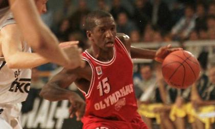 Ευρωλίγκα: Το αφιέρωμα στον Ντέιβιντ Ρίβερς (videos)