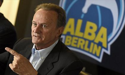 Ανανέωσε με Άλμπα ο Ρενέσες