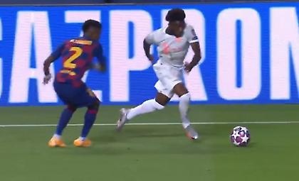 Ο Ρόμπερτσον εντυπωσιάστηκε και χειροκρότησε τον Αλφόνσο Ντέιβις