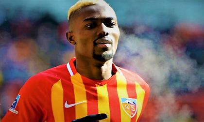 Παίρνει Μενσά η Μπεσίκτας