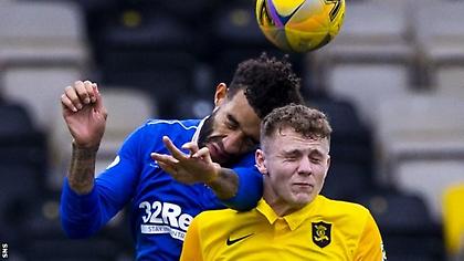 Ακολούθησε... τη Χιμπέρνιαν η Ρέιντζερς