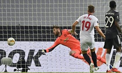 Ο Ντε Γιονγκ τιμωρεί τη Γιουνάιτεντ και δίνει προβάδισμα... πρόκρισης στη Σεβίλλη! (video)