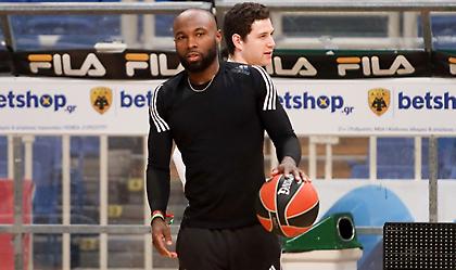 Στην ΑΕΚ ο Ράις!