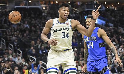 Live: Μπακς-Μάτζικ