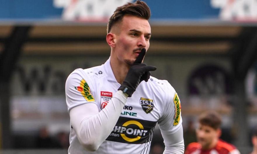 «Ενδιαφέρον ΑΕΚ και Παναθηναϊκού για τον Μπερίσα»