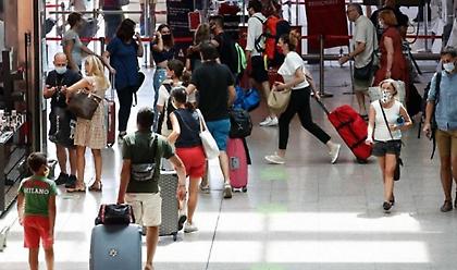 Ιταλία: 320 νέα κρούσματα κορωνοϊού - Προσφεύγουν στη δικαιοσύνη οι ιδιοκτήτες κλαμπ - ντίσκο