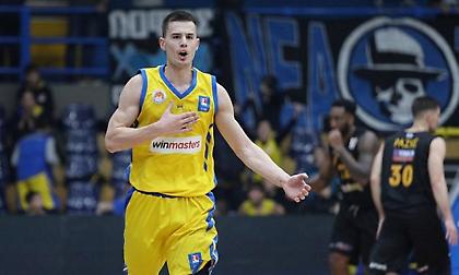 Άρης: Έκλεισε τον Γιάννη Αγραβάνη