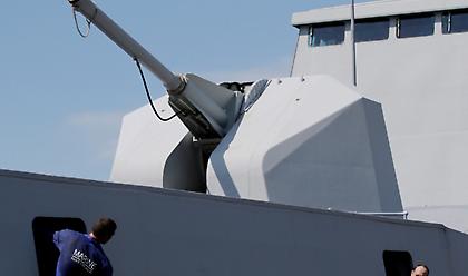 Ηχηρή γαλλική παρουσία: Η φρεγάτα La Fayette περιπολεί στην Κύπρο (φωτό)