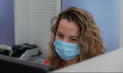 Γαλλία: Υποχρεωτική χρήση μάσκας στους περισσότερους εργασιακούς χώρους από 1η Σεπτεμβρίου