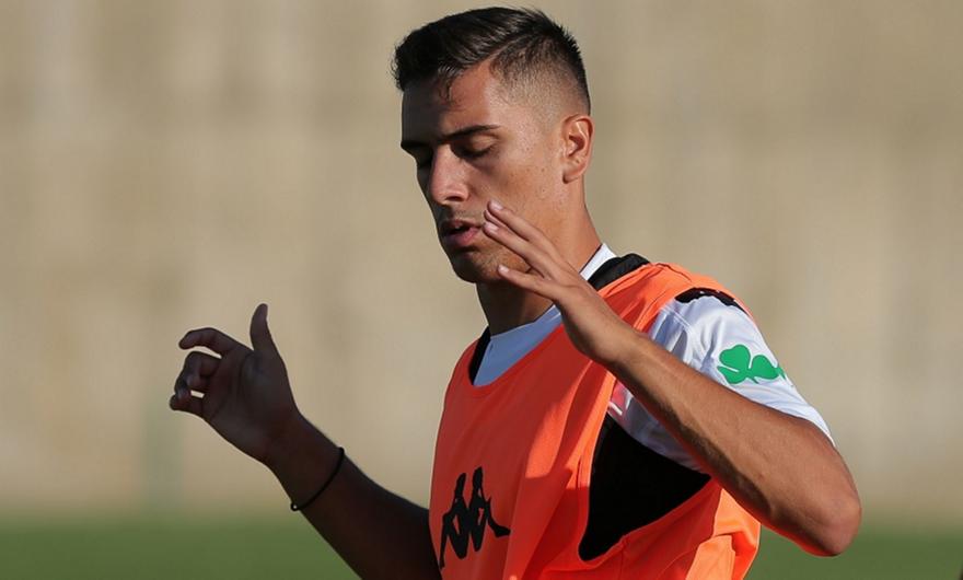 «Παρεξήγηση» με Καμπετσή