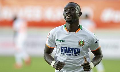 Κι άλλη μεταγραφή για τη Μπεσίκτας – «Κλείνει» τον Παπίς Σισέ