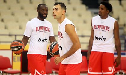 Τα νούμερα στις φανέλες του μπασκετικού Ολυμπιακού
