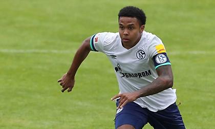 Τα… σκάει η Σαουθάμπτον στη Σάλκε για ΜακΚένι