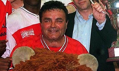 «Έφυγε» ο θρυλικός φροντιστής του Ολυμπιακού, Ανδρέας Βουρλιώτης