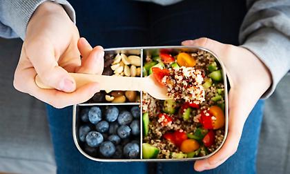 Αναλύοντας τους δημοφιλέστερους διατροφικούς μύθους