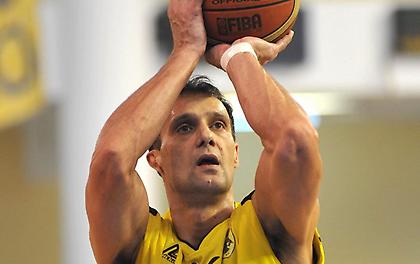 Συνεχίζει στον Αίολο Τρικάλων στα 44 του ο Δέσπος