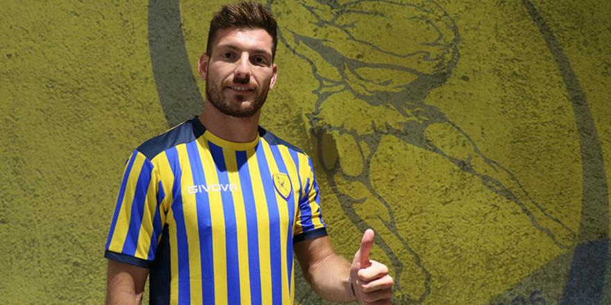 Πήρε Μελίσσα και Καρασαλίδη ο Παναιτωλικός