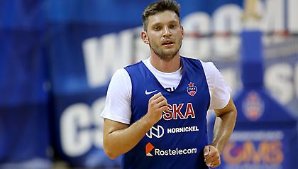 Πλήγμα με Ούχοφ για ΤΣΣΚΑ