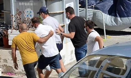 Περνάει και δεύτερο βράδυ υπό κράτηση ο Μαγκουάιρ