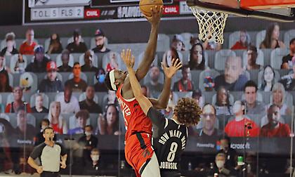 Μία «ανάσα» από τα ημιτελικά οι Ράπτορς