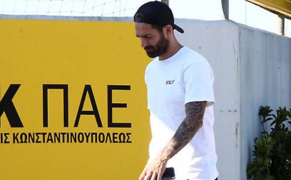 Ραντεβού για ανανέωση με Λιβάγια στην ΑΕΚ
