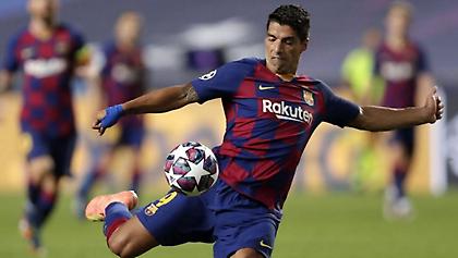 Σουάρες: «Θέλω να συνεχίσω στην Μπαρτσελόνα, αν δεν με θέλουν να μου το πουν»