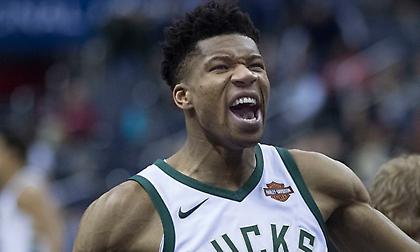 Έτοιμος ο Γιάννης για το τρίτο ματς με τους Μάτζικ