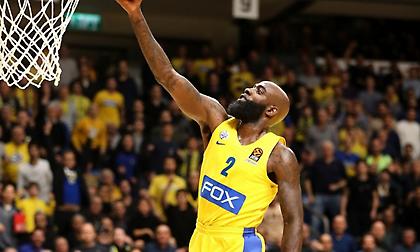 «Τελειώνει» από τη Μακάμπι ο Έισι