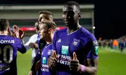 «Κόλλησε» ξανά η Αντερλεχτ