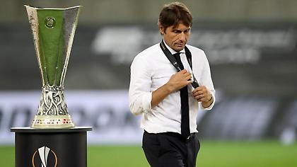 Επιτήδειος «έφαγε» 30 εκατ. ευρώ από τον Κόντε