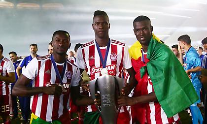 Τι δείχνει η μάχη των… διαβατηρίων για τις μεταγραφές του Ολυμπιακού!