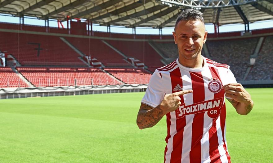 Η πρώτη ημέρα του Ραφίνια στον Ολυμπιακό (video)