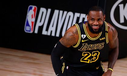 Σαρωτικοί οι Λέικερς, «σκούπισαν» οι Χιτ