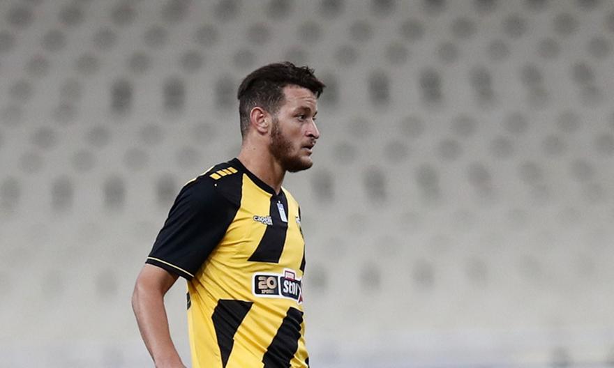 «Ο Χνιντ είπε στη Σφαξιέν πως θα έκοβε το ποδόσφαιρο αν δεν τον πουλούσε στην ΑΕΚ»