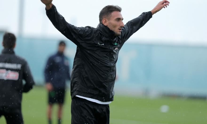 Παγκάκης: «Προς αποχώρηση Μακέντα και Κολοβέτσιος από τον Παναθηναϊκό»