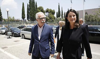 Γαβρόγλου για Κεραμέως: Ενισχύει το στερεότυπο ότι οι γυναίκες δεν ξέρουν αριθμητική!