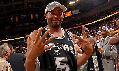 Ρόμπερτ Χόρι: 50 χρόνια, 7 δαχτυλίδια, αμέτρητες clutch στιγμές! (videos)