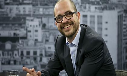 Ο Φαρέ κατέθεσε πρόταση μομφής κατά του Μπαρτομέου