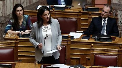Κεραμέως: «Kαλύπτουμε έγκαιρα τα κενά για τη νέα σχολική χρονιά» 