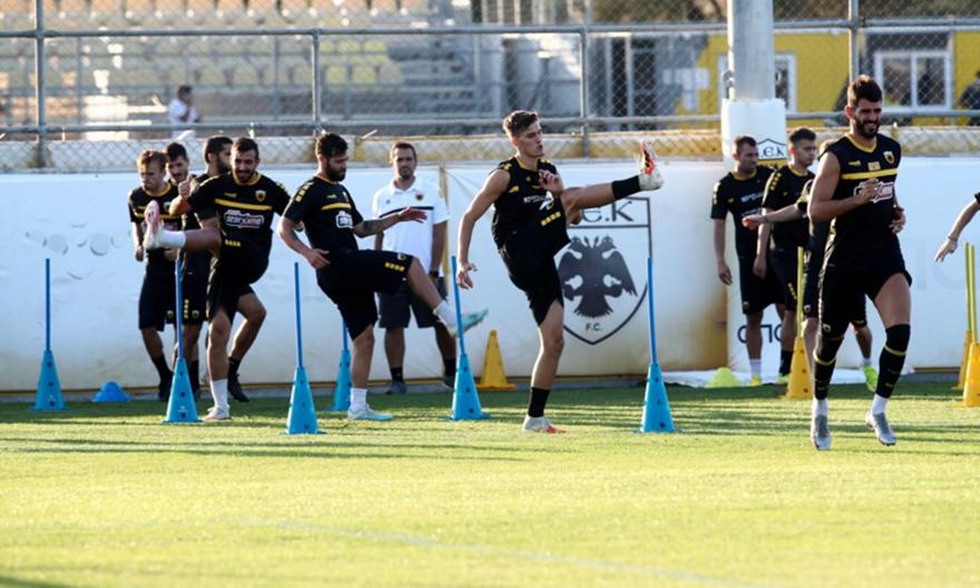 Χωρίς τέσσερις η προπόνηση της ΑΕΚ