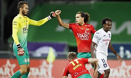 Από γκέλα σε γκέλα η Άντερλεχτ