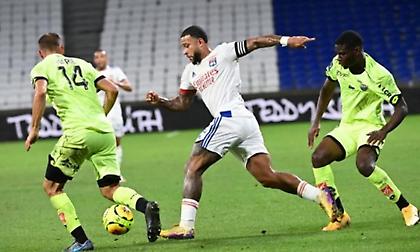 Καρέ η Λιόν - χατ τρικ ο Ντεπάι