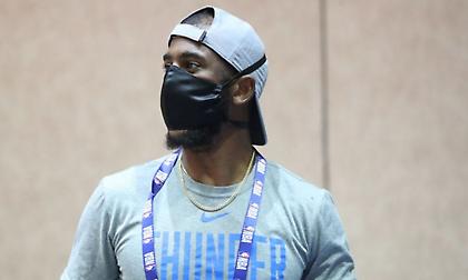 Κρις Πολ: «Όλοι οι παίκτες είναι κουρασμένοι ψυχικά – Είμαστε άνθρωποι πάνω απ’ όλα» (video)