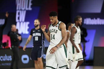 Ζορίστηκαν, αλλά πέρασαν και βλέπουν Χιτ οι Μπακς του Γιάννη