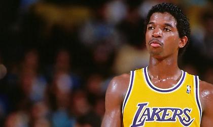 Έι Σι Γκριν, ο «Iron Man» των 1.192 διαδοχικών παιχνιδιών και των μόλις τριών απουσιών (video)