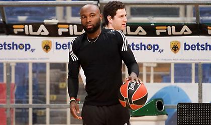 Πετρίδης: «Αισιοδοξία στην ΑΕΚ για την παραμονή του Ράις»