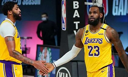 ΛεΜπρόν Τζέιμς: “Βασιλικό” triple double, άχαστος στον πρώτο γύρο (videos – photos)