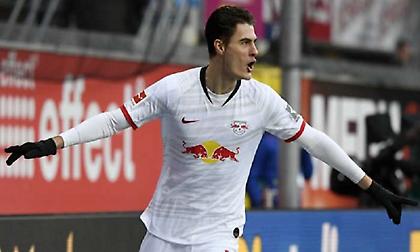 Στην Λεβερκούζεν ο Σικ