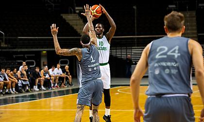 «Πάρτι» στο πρώτο φιλικό για τη Ζαλγκίρις